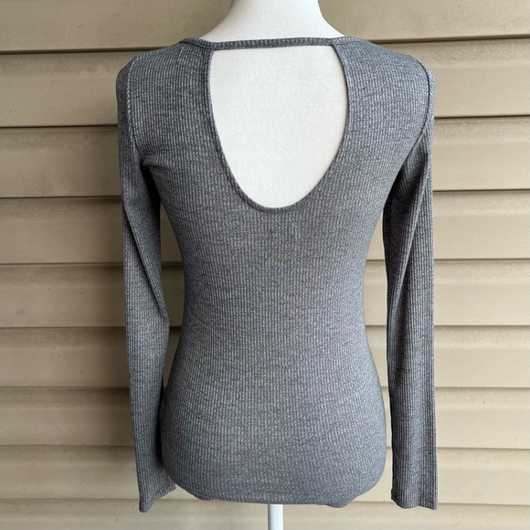•Hollister• Lace Insert Ribbed Knit Top - Size Small - Picture 5 of 7